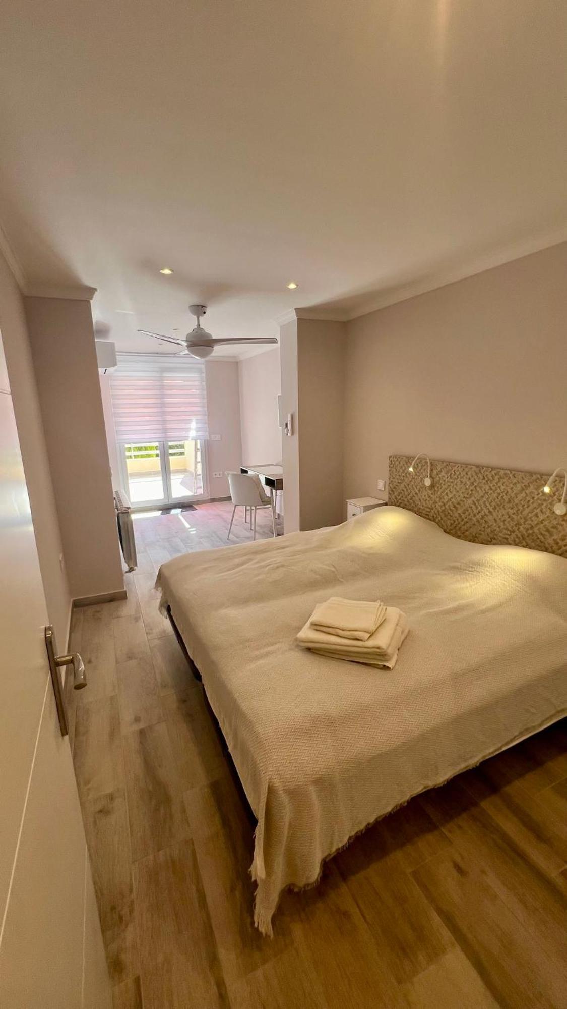 Apartamento Al Parque Marbella, Cerca De Mar Y Centro De Marbella Bagian luar foto