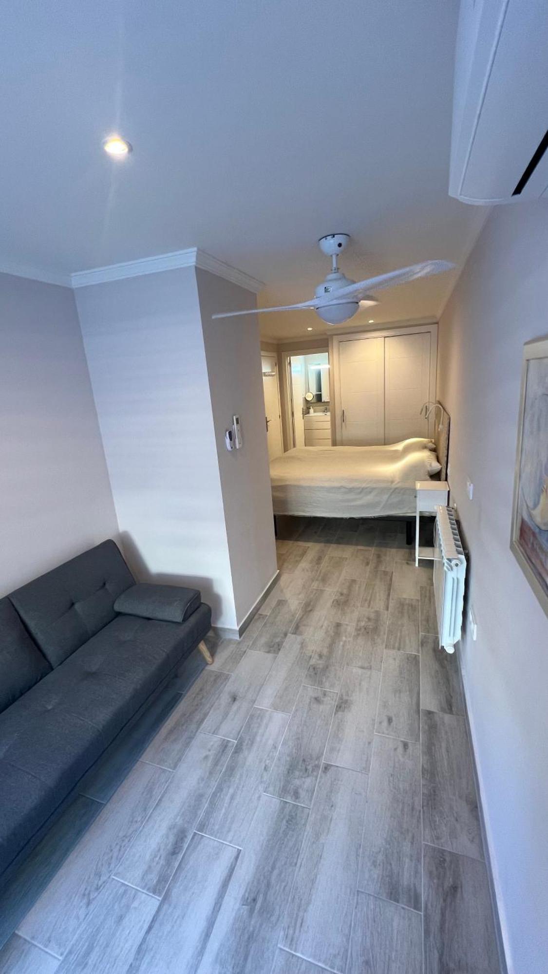 Apartamento Al Parque Marbella, Cerca De Mar Y Centro De Marbella Bagian luar foto