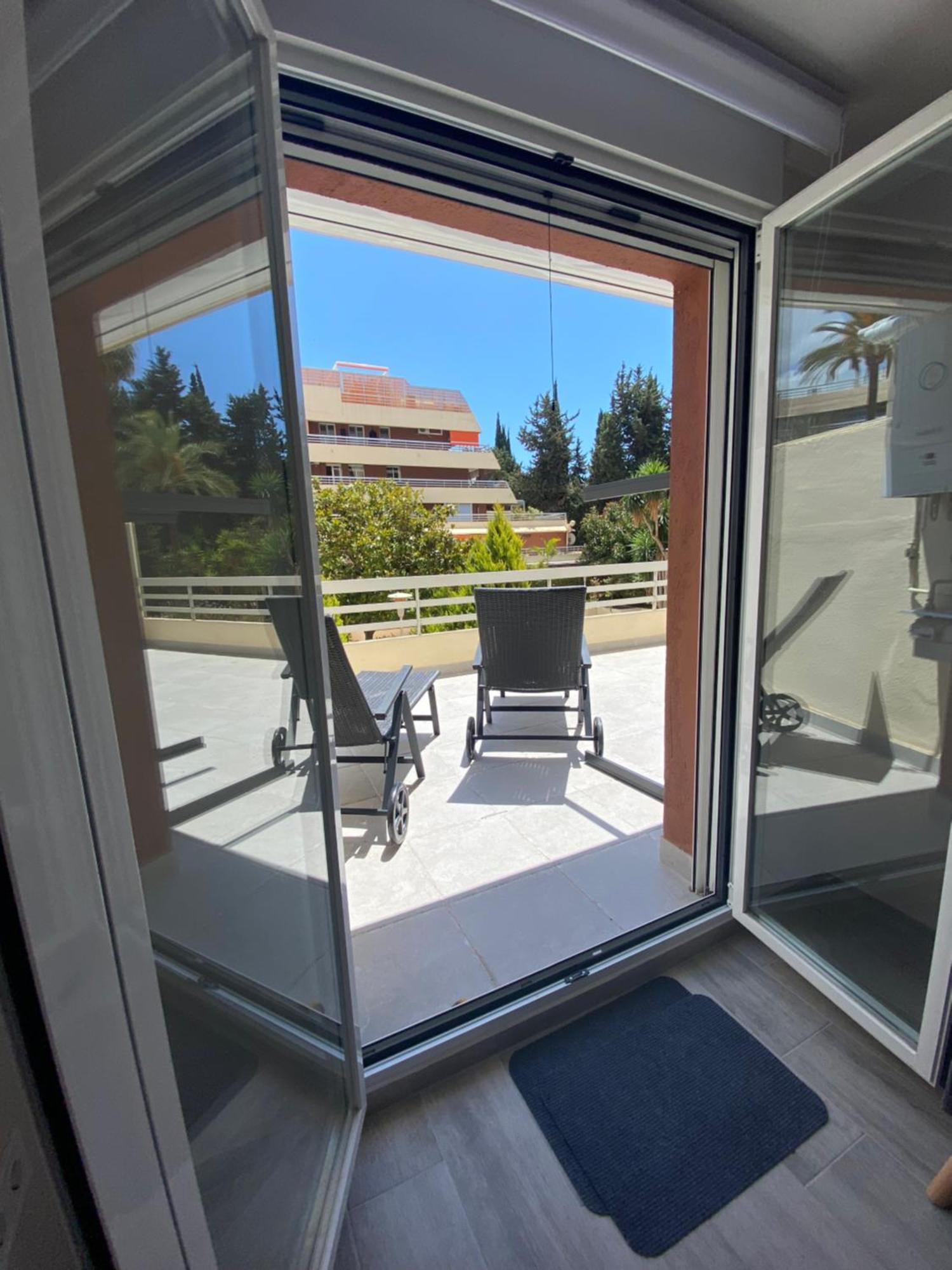 Apartamento Al Parque Marbella, Cerca De Mar Y Centro De Marbella Bagian luar foto
